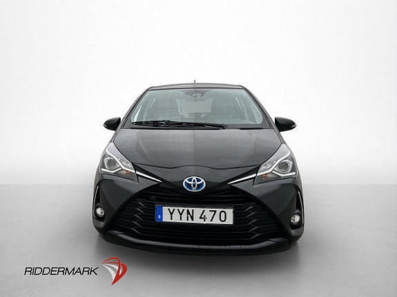 Toyota Yaris 2 of 28