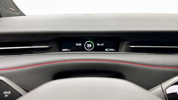 Volkswagen ID.7 9 of 12