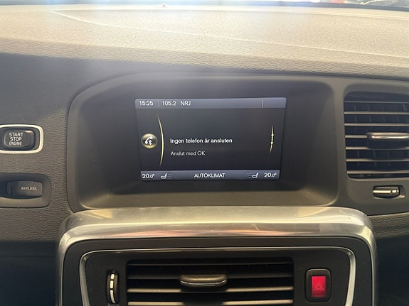 Volvo V60 11 of 17