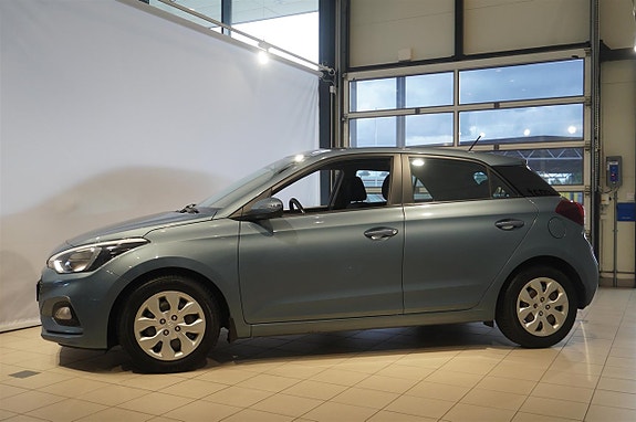 Hyundai i20 2 of 6