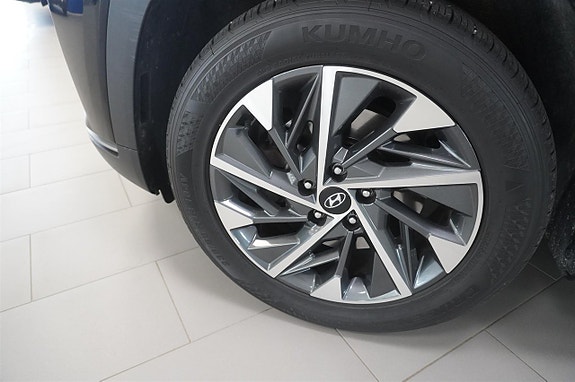 Hyundai Tucson 6 of 8
