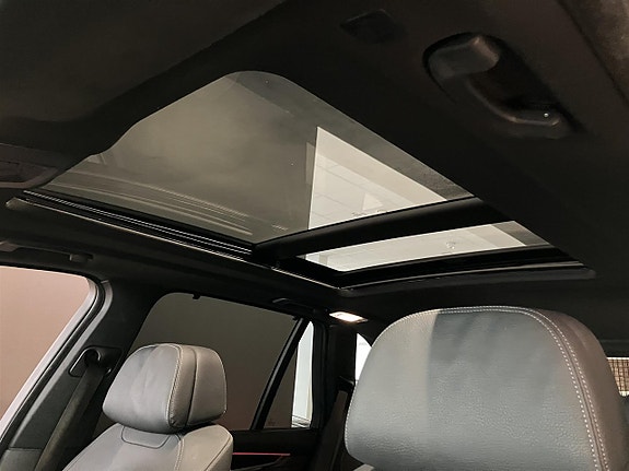 BMW X5 11 of 15