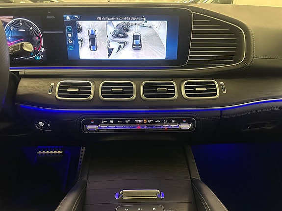 Mercedes-Benz GLS450 d 10 of 18