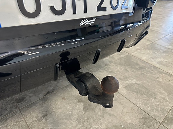 Porsche Cayenne Turbo S 17 of 18