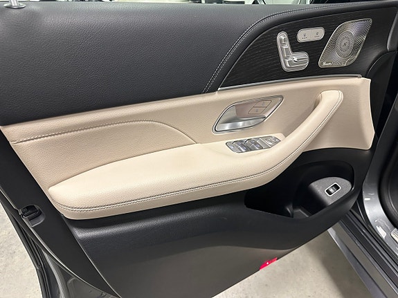 Mercedes-Benz GLE350 de 9 of 16