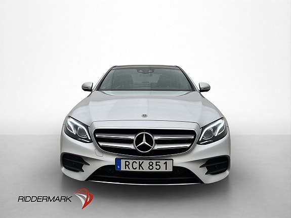 Mercedes-Benz E220 d 2 of 5