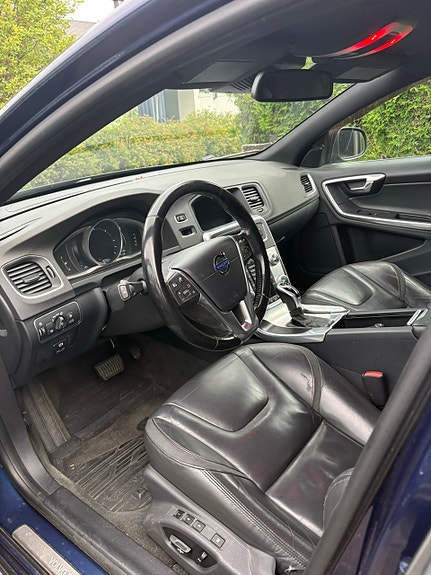 Volvo V60 6 of 7