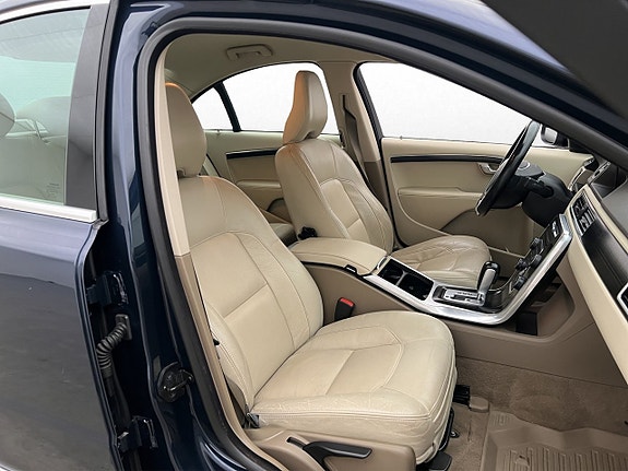 Volvo S80 24 of 30