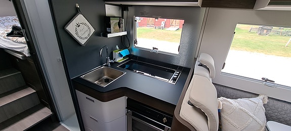 Adria Matrix 670 SL Supreme 14 of 23