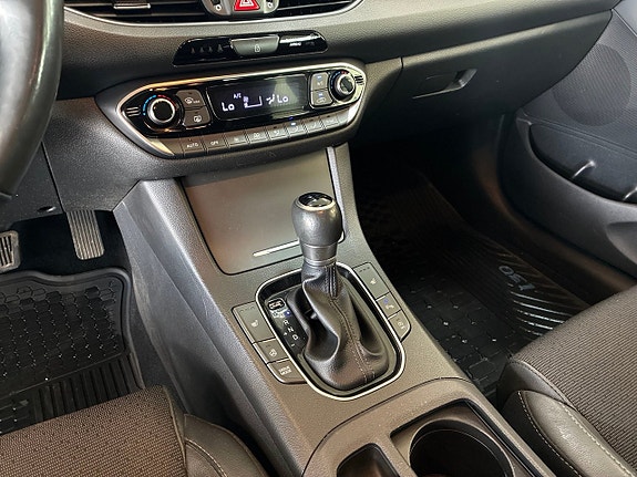 Hyundai i30 18 of 23