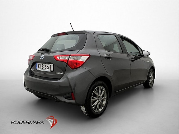 Toyota Yaris 5 of 5