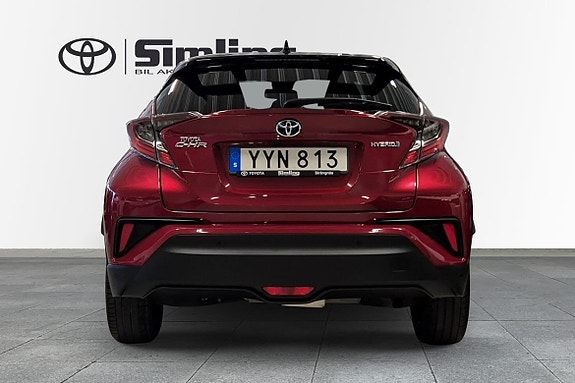 Toyota C-HR 5 of 5