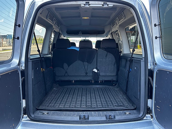 Volkswagen Caddy Maxi 5 of 5