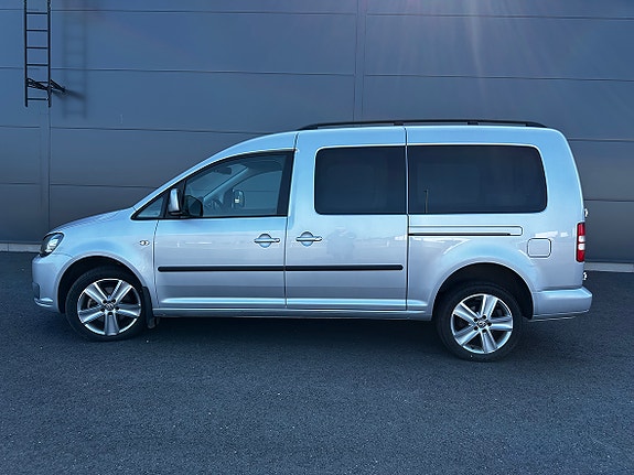 Volkswagen Caddy Maxi 2 of 5