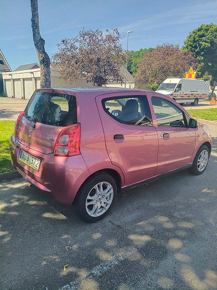 Suzuki Alto 2 of 5