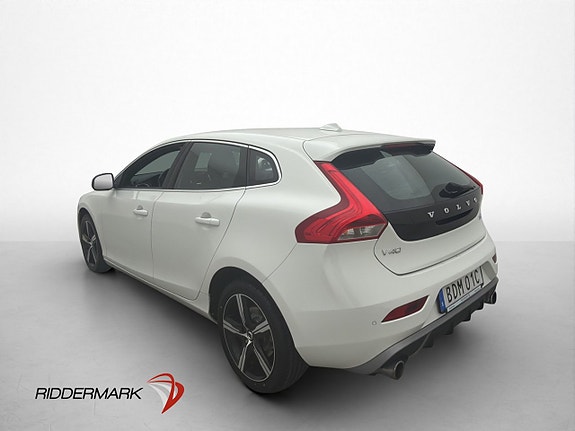 Volvo V40 9 of 23