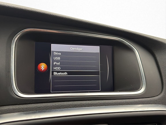 Volvo V40 18 of 23
