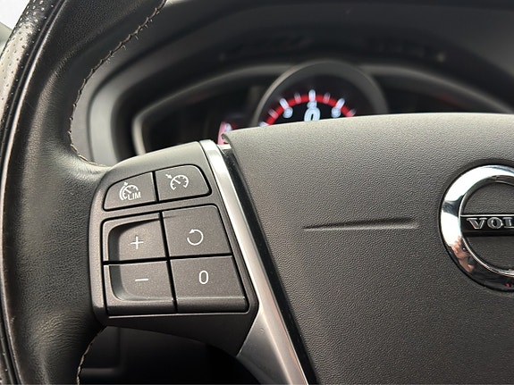 Volvo V40 15 of 23