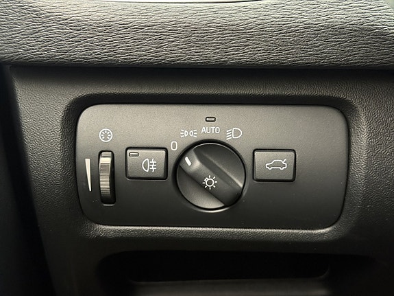 Volvo V40 23 of 23