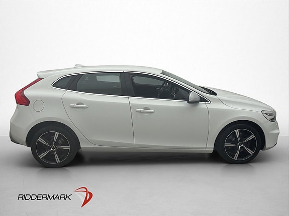 Volvo V40 5 of 23