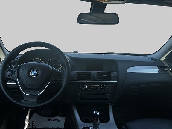 BMW X3 9 of 16