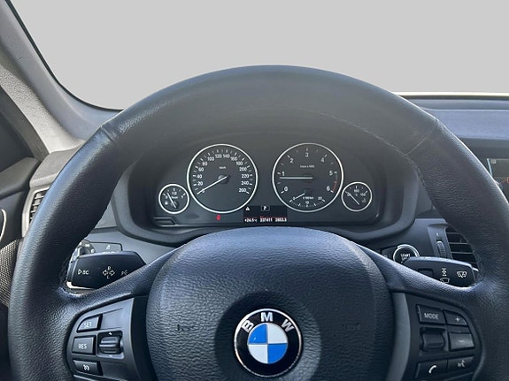 BMW X3 12 of 16