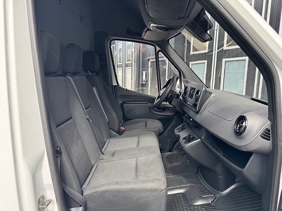 Mercedes-Benz Sprinter 316 4 of 5
