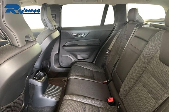 Volvo V60 14 of 20