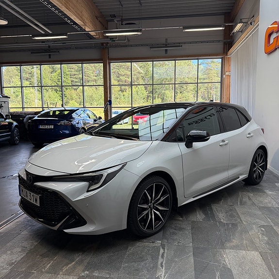 Toyota Corolla 5 of 12