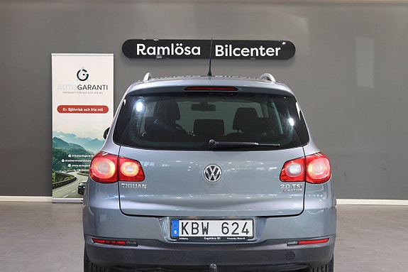 Volkswagen Tiguan 9 of 22