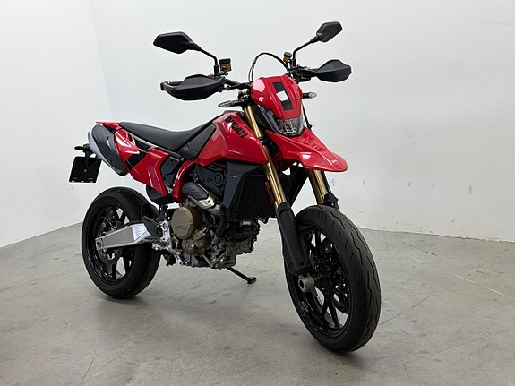 Ducati Hypermotard 698 3 of 5