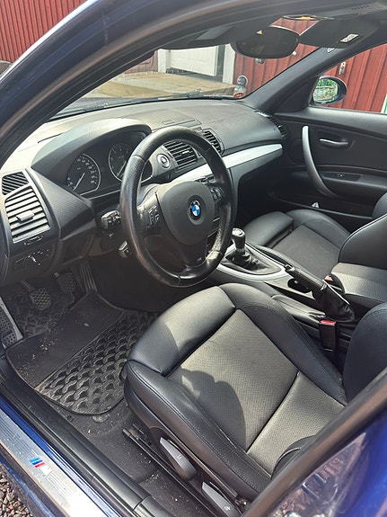 BMW 120i 3 of 3