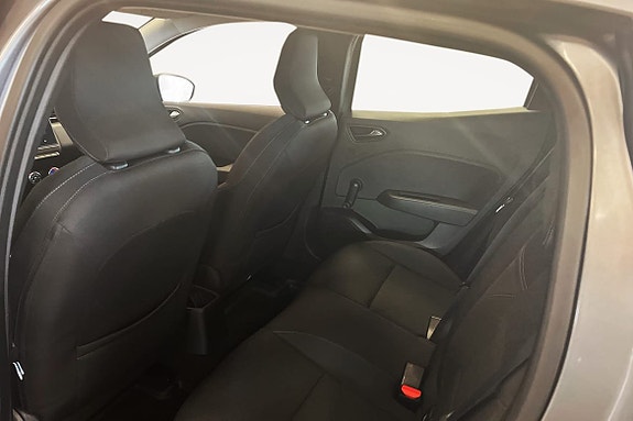 Renault Clio 7 of 13
