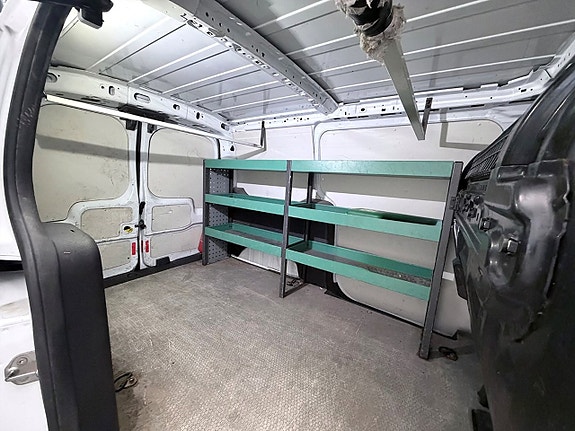 Ford Transit Connect 12 of 25