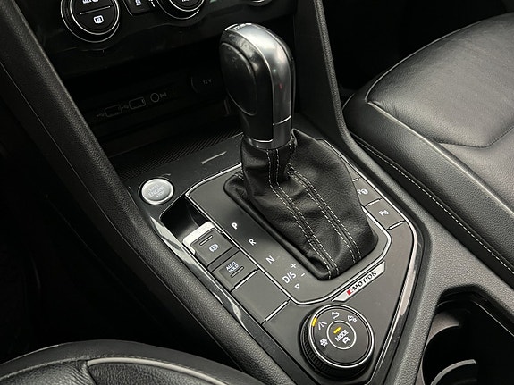 Volkswagen Tiguan 23 of 30
