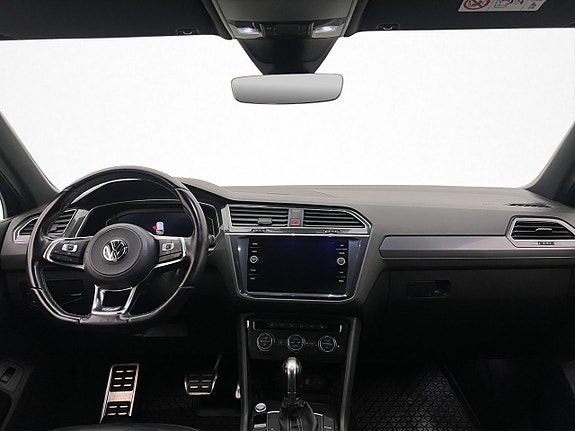 Volkswagen Tiguan 18 of 30