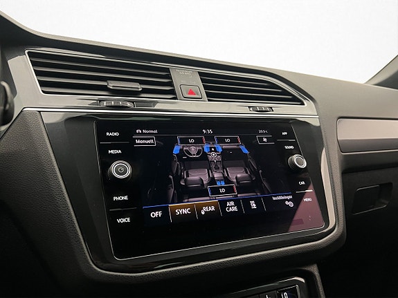 Volkswagen Tiguan 21 of 30