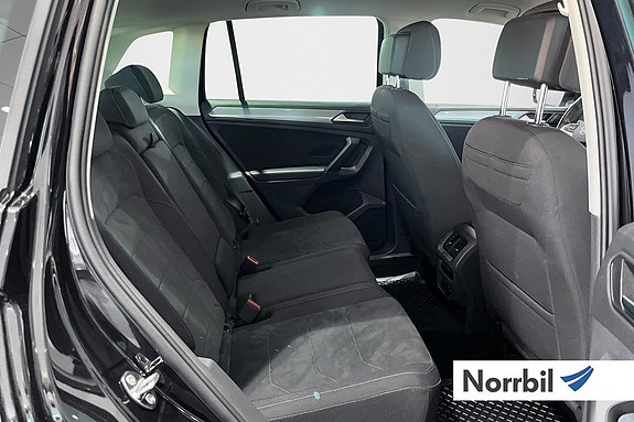 Volkswagen Tiguan 5 of 5