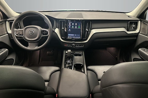 Volvo XC60 12 of 18