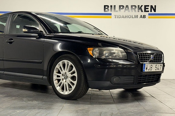 Volvo S40 4 of 5