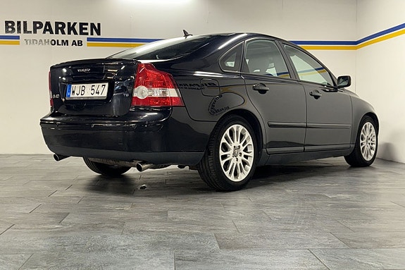 Volvo S40 5 of 5