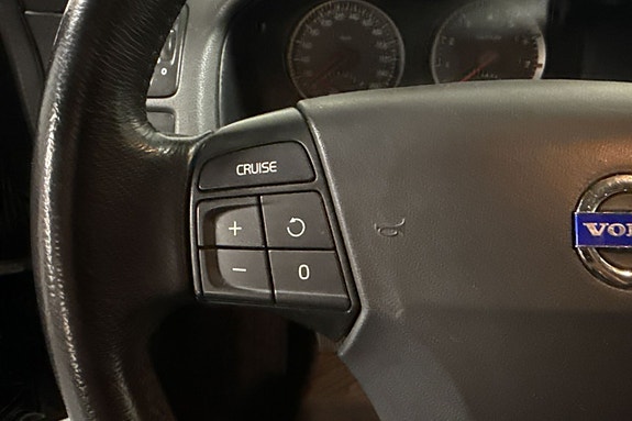 Volvo S40 16 of 26