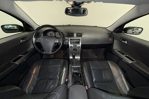 Volvo S40 9 of 26