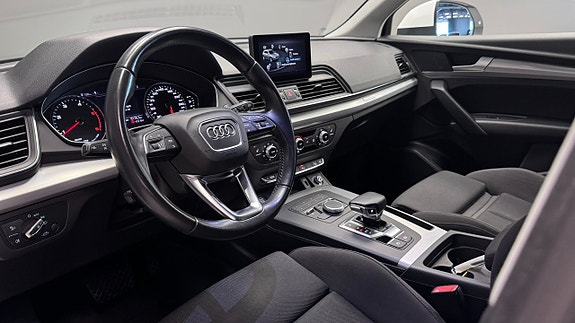 Audi Q5 6 of 24
