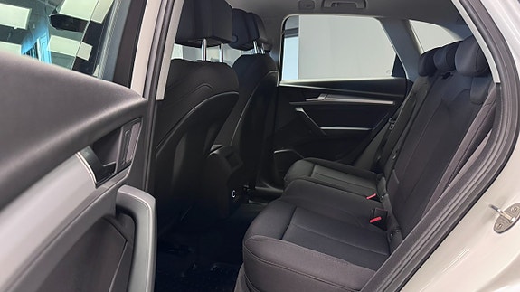Audi Q5 10 of 24