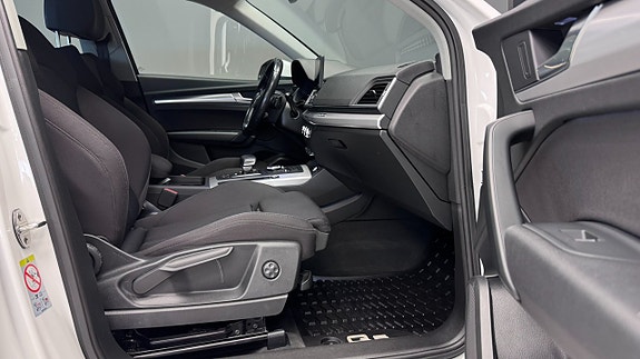 Audi Q5 7 of 24