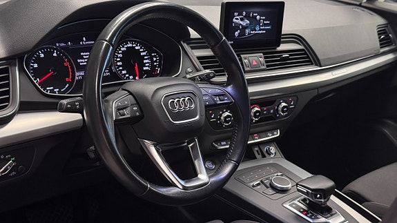 Audi Q5 11 of 24