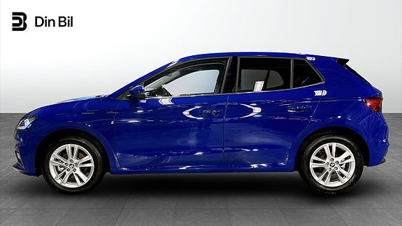 Skoda Fabia 2 of 5