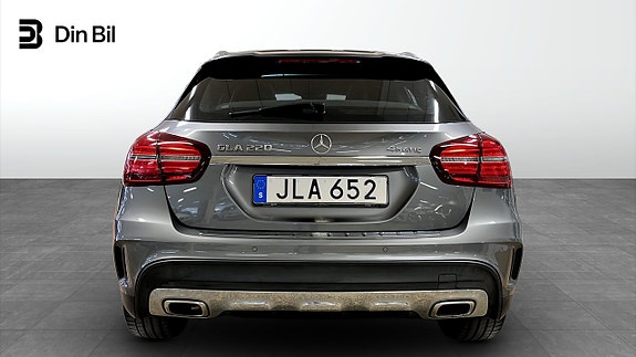 Mercedes-Benz GLA220 5 of 5