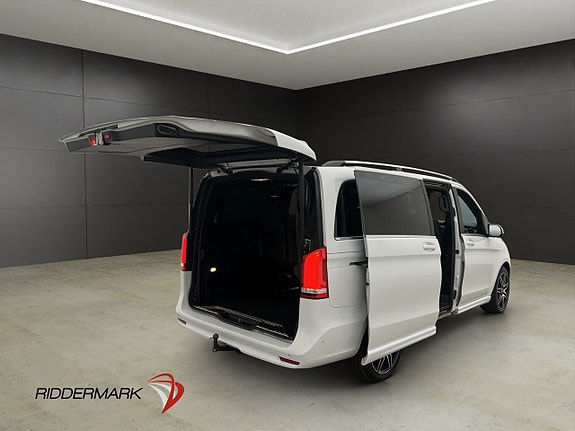 Mercedes-Benz V300 d 12 of 30